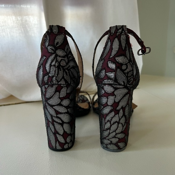 Merona Floral Heels - Picture 3 of 3